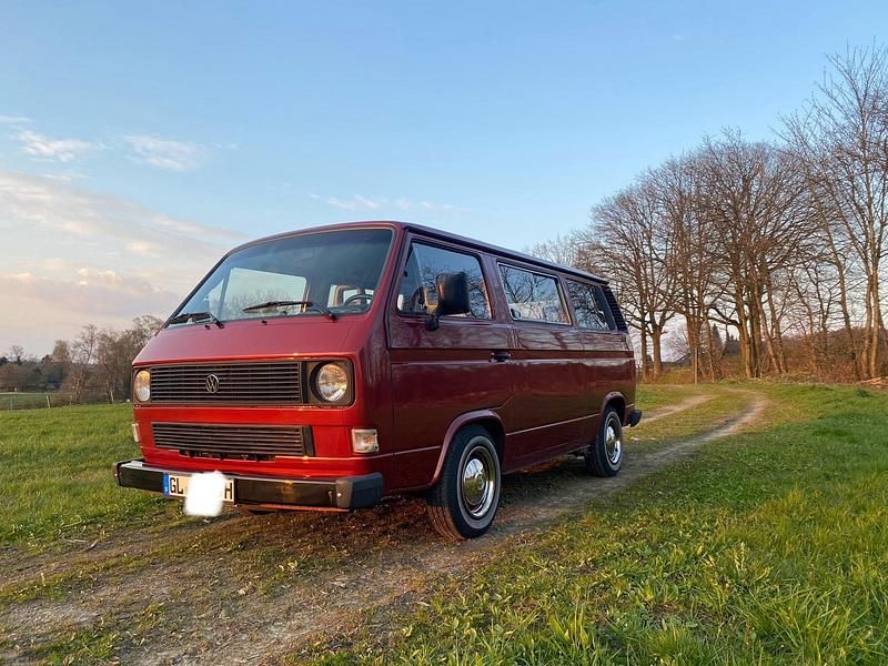Rot Gebraucht 1990 VW T3 Van | 8.500 € - Bild 1/4