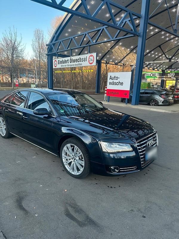 Occasion Audi A8 351 ch (258 kW) 2011 Bleue Berline