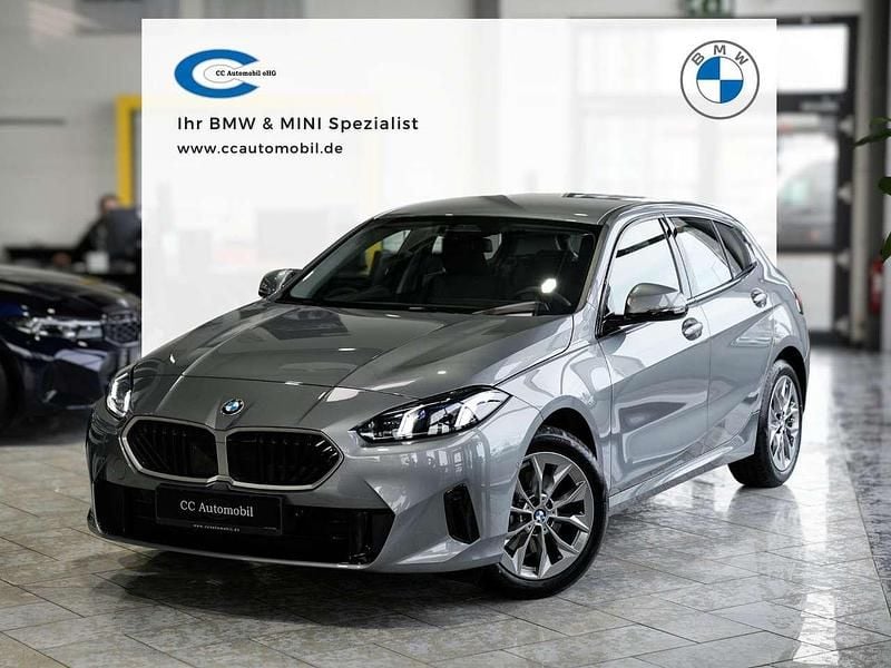 Skyscraper grau Gebraucht 2024 BMW 120 Kleinwagen | 27.799 € (Guter Preis) - Bild 1/3