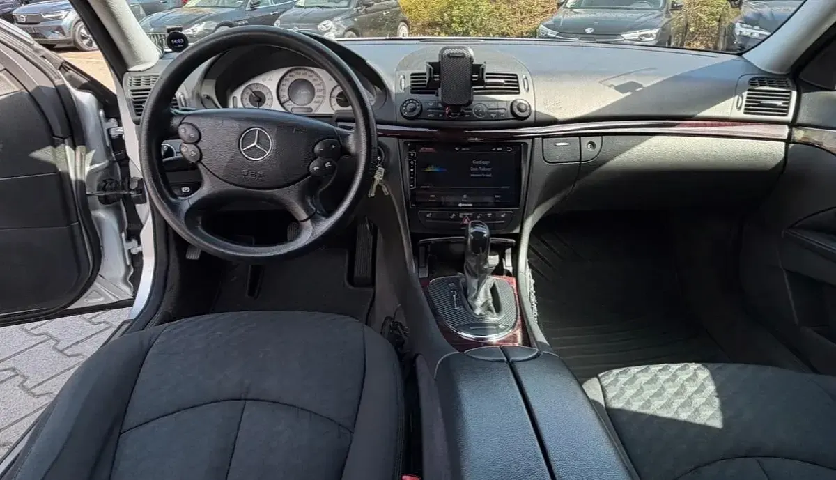 Gebraucht Mercedes E55 AMG AMG 243 PS (178 kW) 2006 Silber Limousine