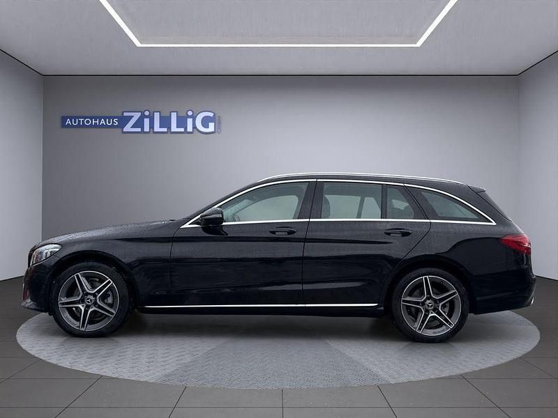 Gebraucht Mercedes C220 194 PS (142 kW) 2019 Schwarz Kombi