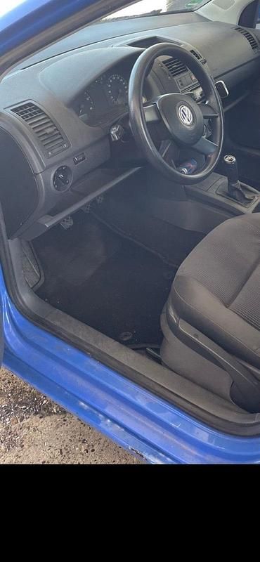 Gebraucht VW Polo 54 PS (39 kW) 2002 Blau Kleinwagen