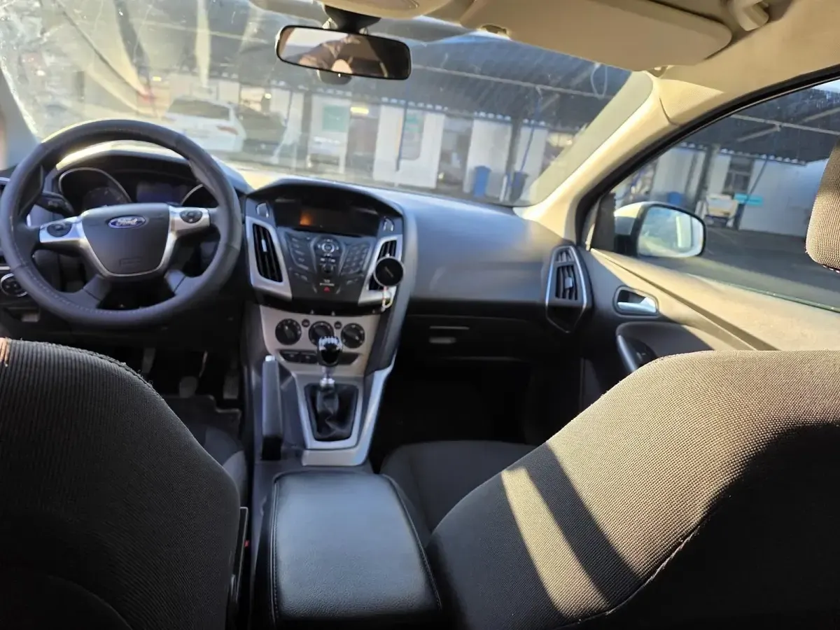 Gebraucht Ford Focus 116 PS (85 kW) 2014 Kombi