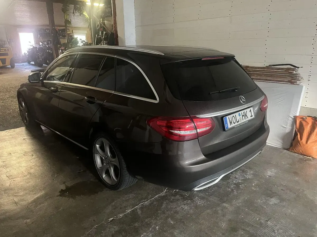 Gebraucht Mercedes C250 Avantgarde 204 PS (150 kW) 2016 Braun Kombi