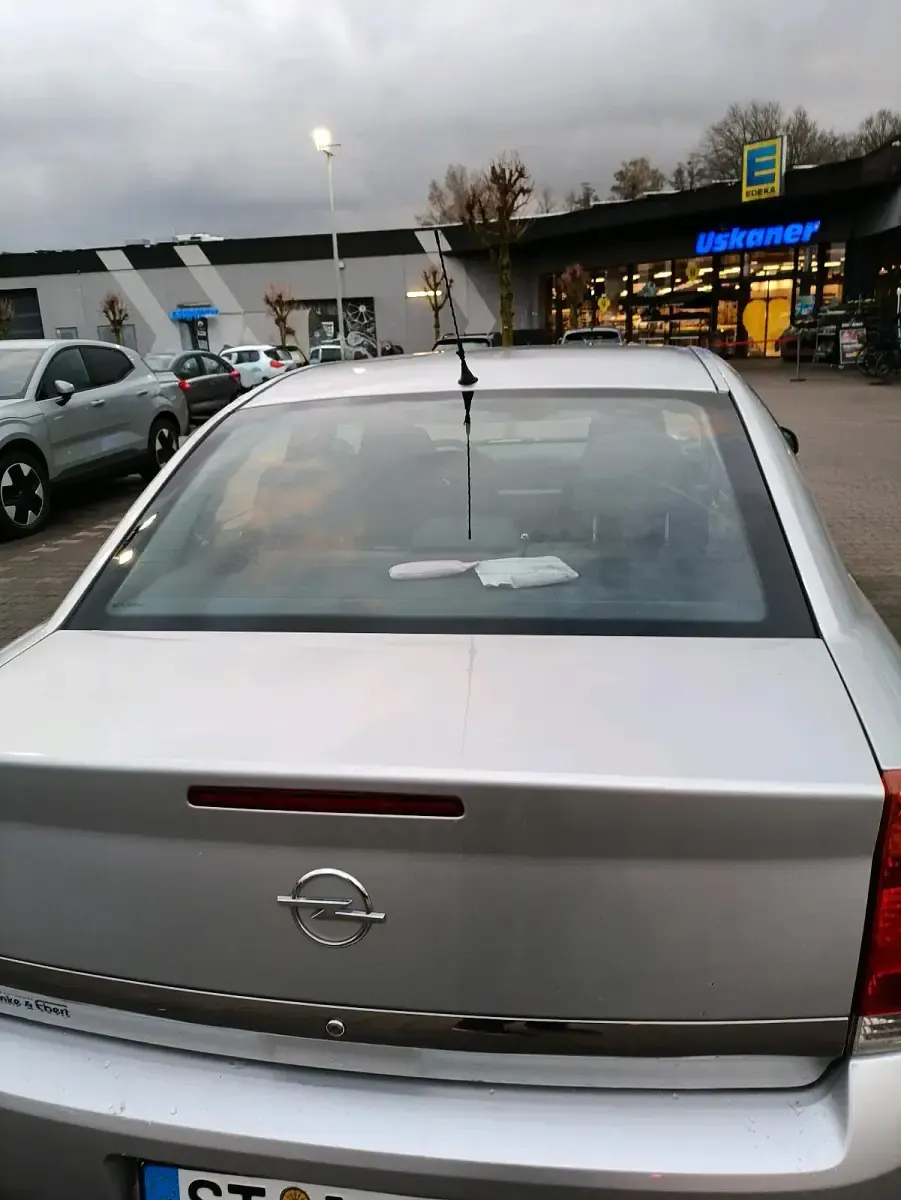 Gebraucht Opel Vectra 147 PS (108 kW) 2003 Grau Limousine