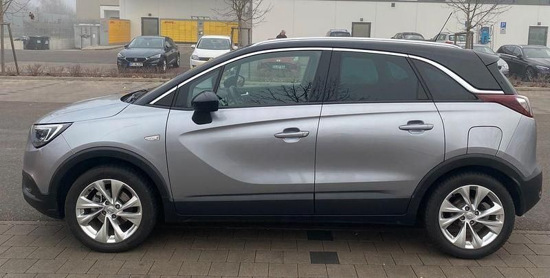 Grau Gebraucht 2020 Opel Crossland Innovation SUV | 15.400 € (Fairer Preis) - Bild 1/4
