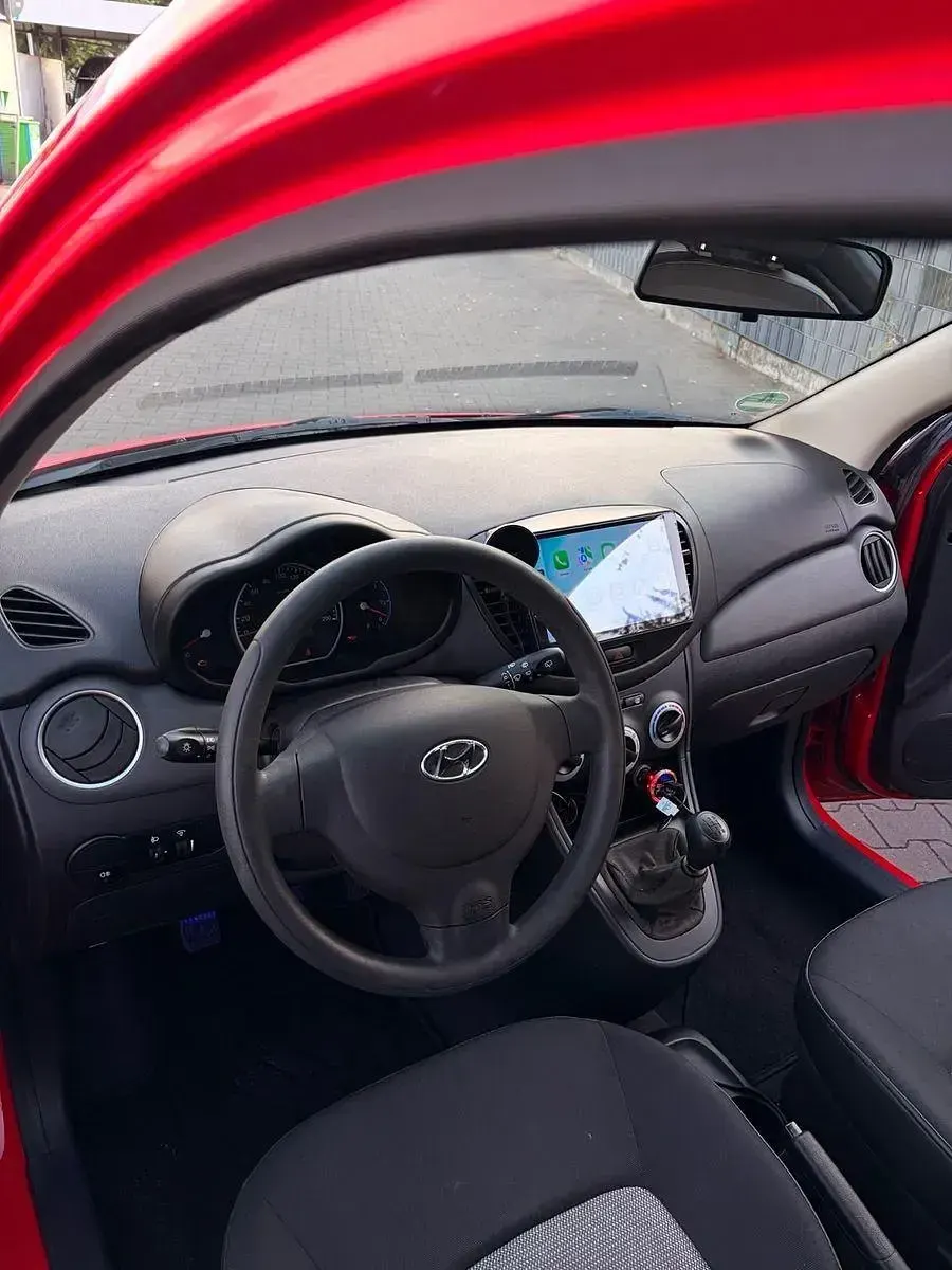 Gebraucht Hyundai i10 67 PS (49 kW) 2009 Rot Kleinwagen