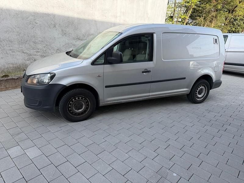 Gebraucht VW Caddy Maxi 109 PS (80 kW) 2011 Silber Van / Kleinbus