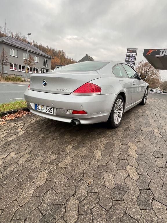 Silber Gebraucht 2004 BMW 645 Performance Coupé | 9.800 € (Guter Preis) - Bild 1/4
