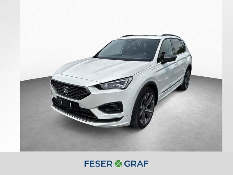 Oryx weiss perlmutteffekt Gebraucht 2021 Seat Tarraco FR SUV | 30.980 € (Fairer Preis) - Bild 1/4