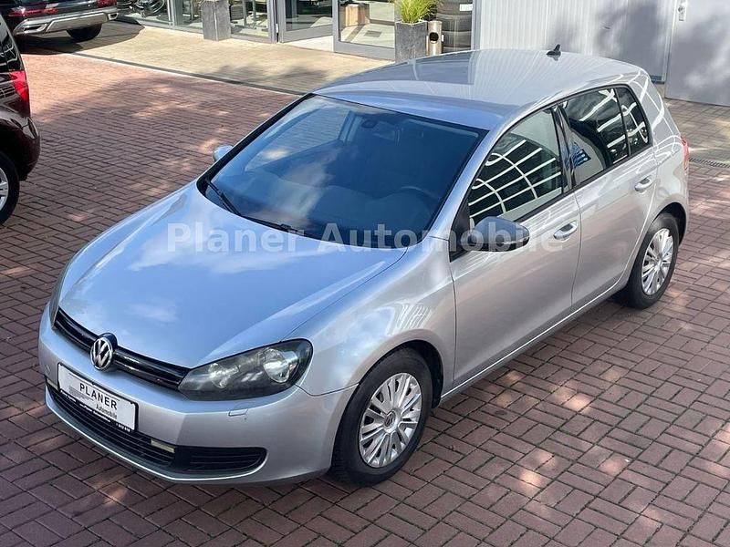 Gebraucht VW Golf VI 80 PS (58 kW) 2010 Silber Kleinwagen