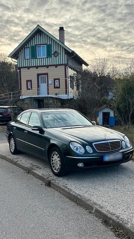 Second-hand Mercedes E320 Elegance 224 CP (164 kW) 2002 Verde Berlinǎ