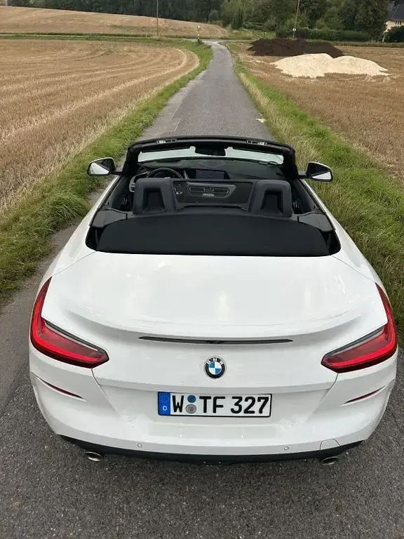 Gebraucht BMW Z4 Sport Line 197 PS (144 kW) 2021 Weiß Cabrio