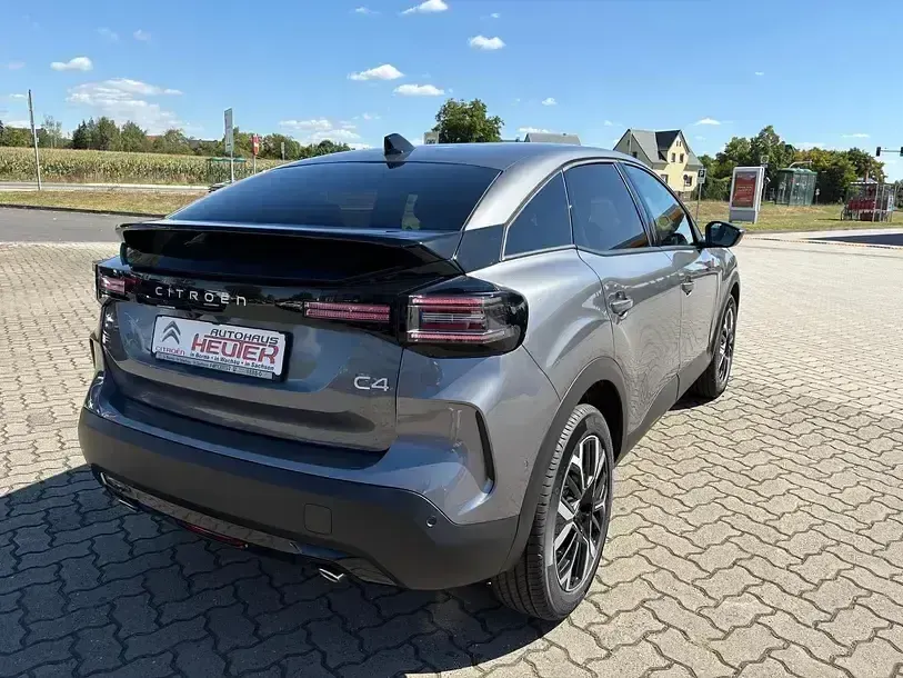 Gebraucht Citroën C4 145 PS (106 kW) 2025 Mercure grau Limousine