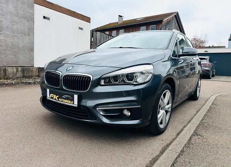 Gebraucht BMW 225 Active Tourer iPerformance 225 PS (165 kW) 2017 Grau Van / Kleinbus