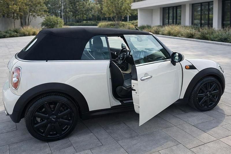 Gebraucht Mini Cooper Cabriolet 122 PS (89 kW) 2010 Weiß Cabrio