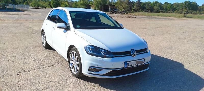 Second-hand VW Golf VII Highline 150 CP (110 kW) 2019 Alb Break