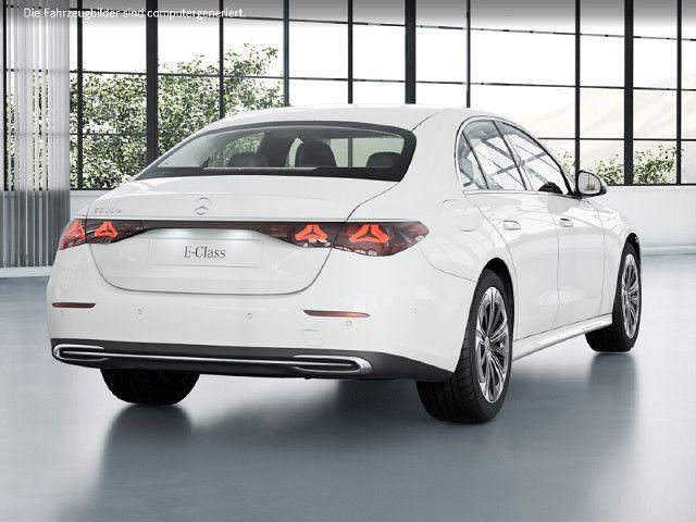 Gebraucht Mercedes E300 313 PS (230 kW) 2024