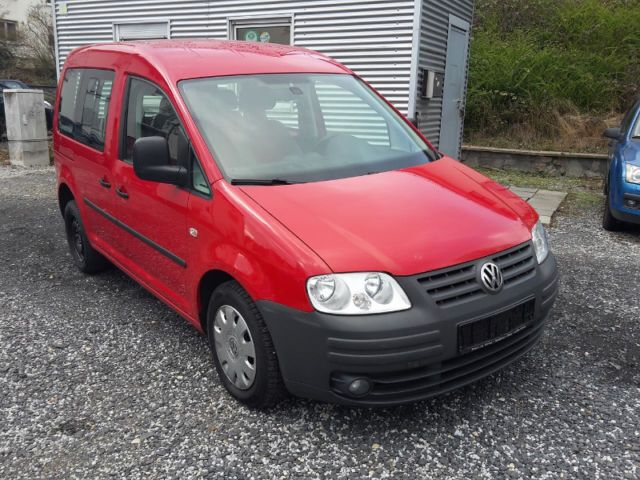 Gebraucht VW Caddy Team 102 PS (75 kW) 2008 Rot Van / Kleinbus