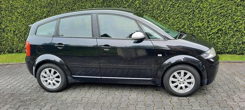 Second-hand Audi A2 75 CP (55 kW) 2001 Negru Hatchback