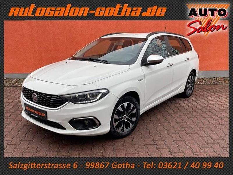 Weiß Gebraucht 2019 Fiat Tipo Mirror Kombi | 9.890 € (Fairer Preis) - Bild 1/4