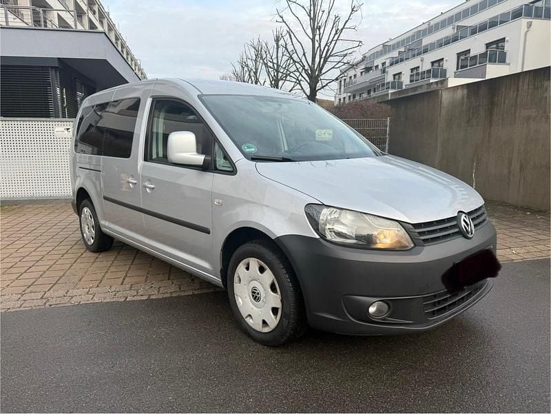 Silber Gebraucht 2013 VW Caddy Maxi Van / Kleinbus | 5.500 € (Fairer Preis) - Bild 1/4
