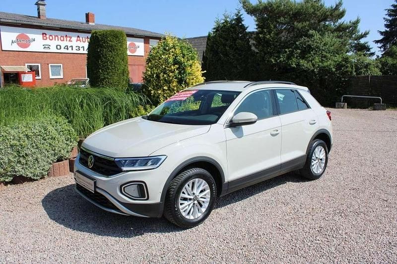 Ascot gray Gebraucht 2024 VW T-Roc Life SUV | 25.480 € (Superpreis) - Bild 1/4