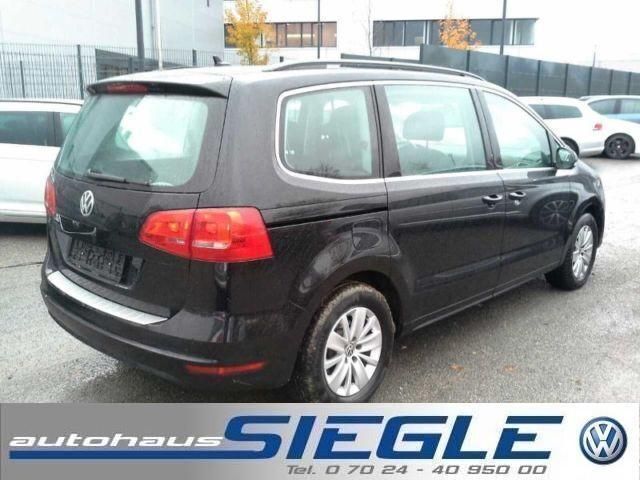 Gebraucht VW Sharan Comfortline 140 PS (102 kW) 2013 Schwarz metallic Van / Kleinbus
