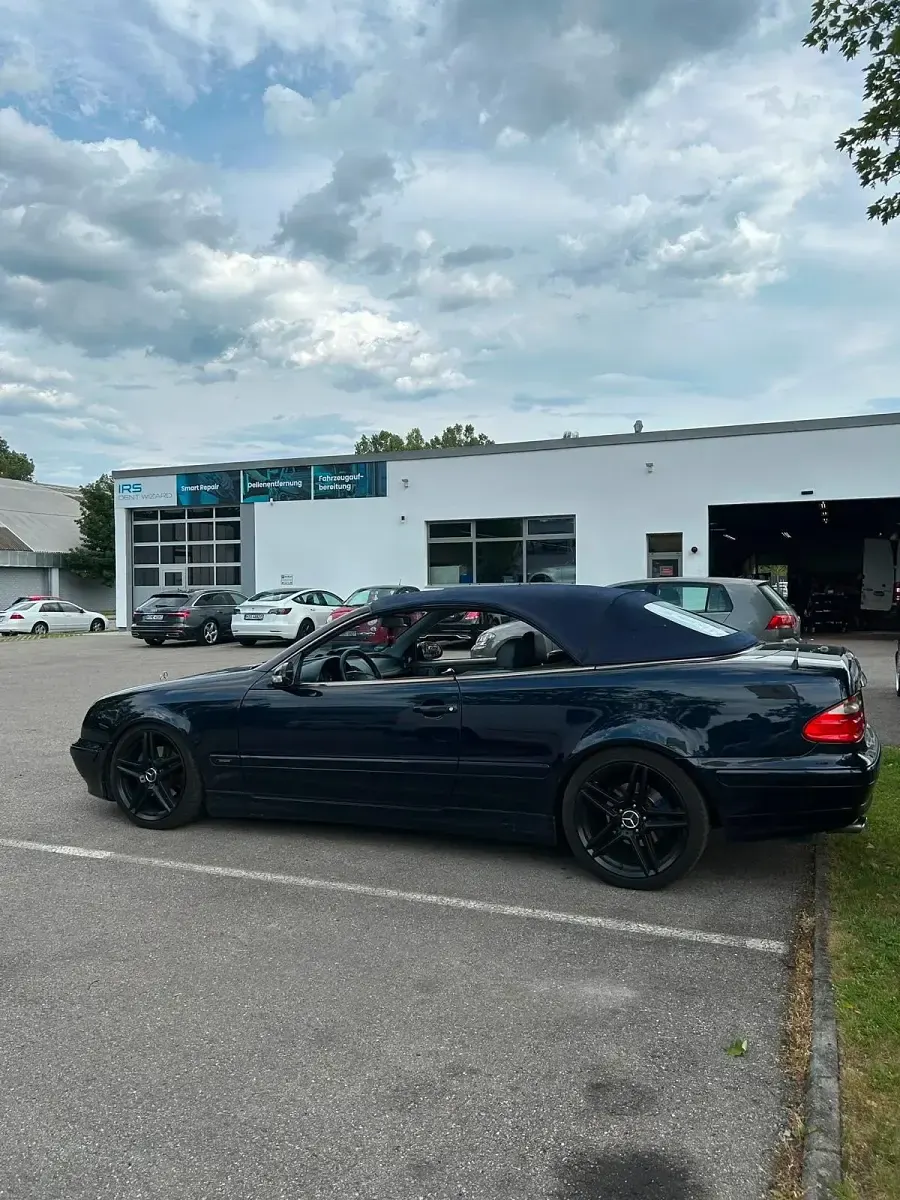 Gebraucht Mercedes CLK230 197 PS (144 kW) 2001 Blau Cabrio