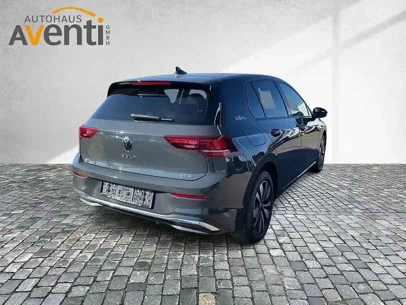 Gebraucht VW Golf VIII Goal 116 PS (85 kW) 2025 Grau Limousine