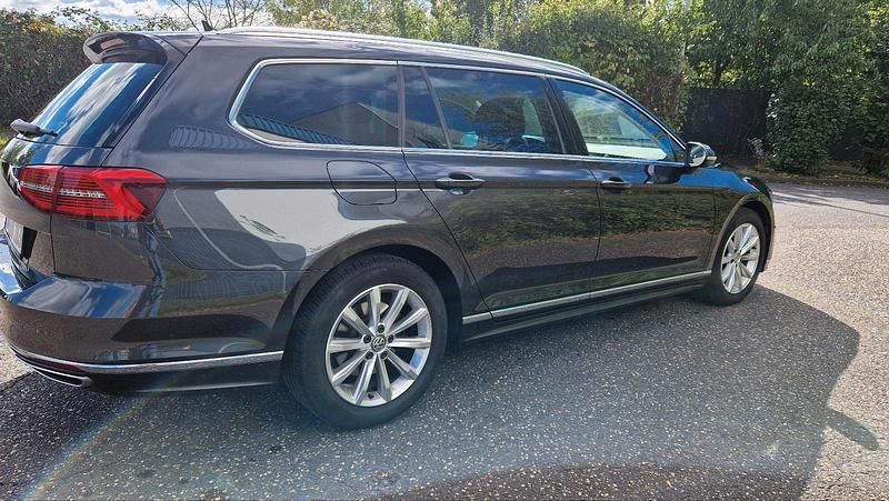 Gebraucht VW Passat R-line 190 PS (139 kW) 2019 Kombi