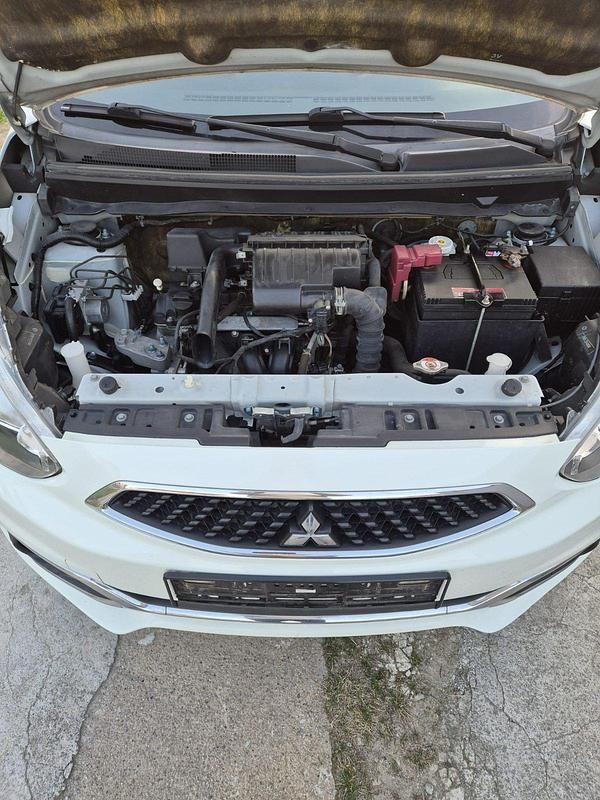 Gebraucht Mitsubishi Space Star 70 PS (51 kW) 2017 Weiß Kleinwagen