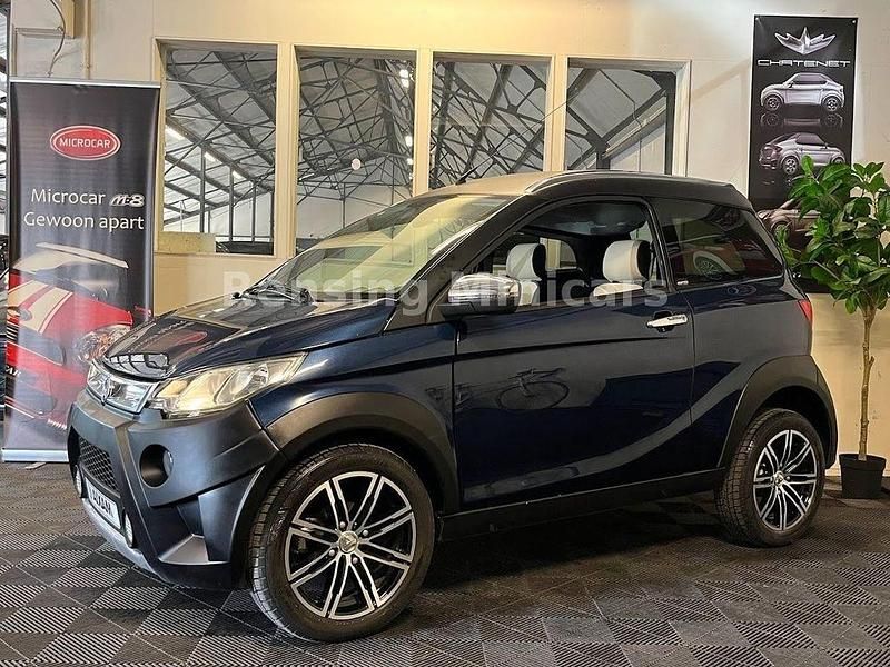 Blau Gebraucht 2017 Aixam Crossline Kleinwagen | 9.950 € - Bild 1/4
