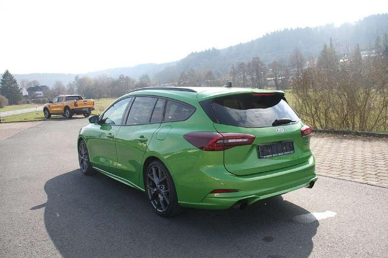Gebraucht Ford Focus ST 280 PS (205 kW) 2025 Mean green Kombi