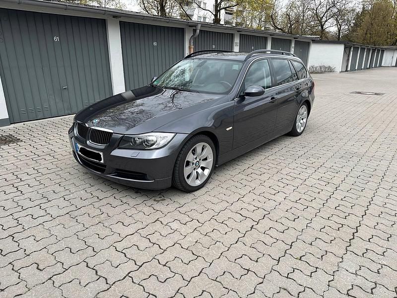 Gebraucht BMW 325 197 PS (144 kW) 2007 Grau Kombi