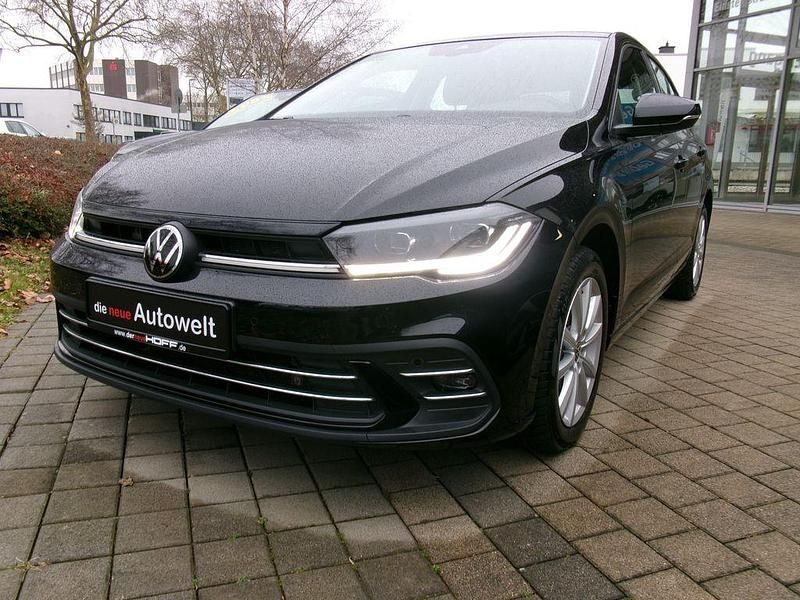 Gebraucht VW Polo Style 110 PS (80 kW) 2023 Schwarz Kleinwagen