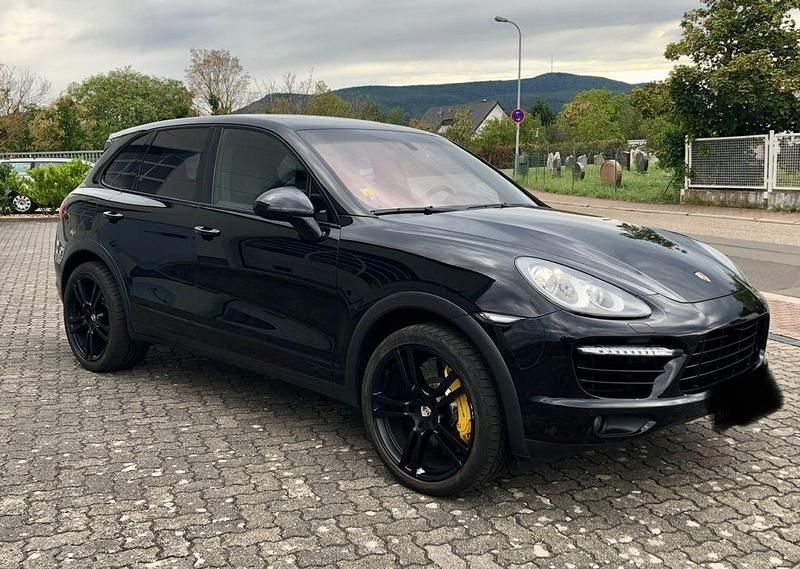 Schwarz Gebraucht 2010 Porsche Cayenne Turbo SUV | 16.900 € (Guter Preis) - Bild 1/4