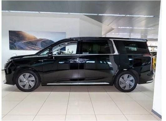 Gebraucht Maxus MIFA 9 180 kW (245 PS) 2024 Schwarz Van / Kleinbus