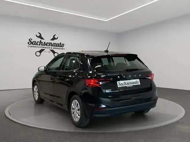 Gebraucht Skoda Fabia 65 PS (47 kW) 2022 Schwarz Kleinwagen