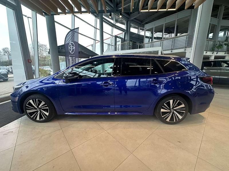 Gebraucht Toyota Corolla 178 PS (130 kW) 2026 Juniperblau Kombi