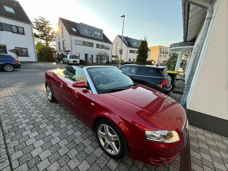 Gebraucht Audi A4 Cabriolet S-Line 163 PS (119 kW) 2007 Rot Cabrio