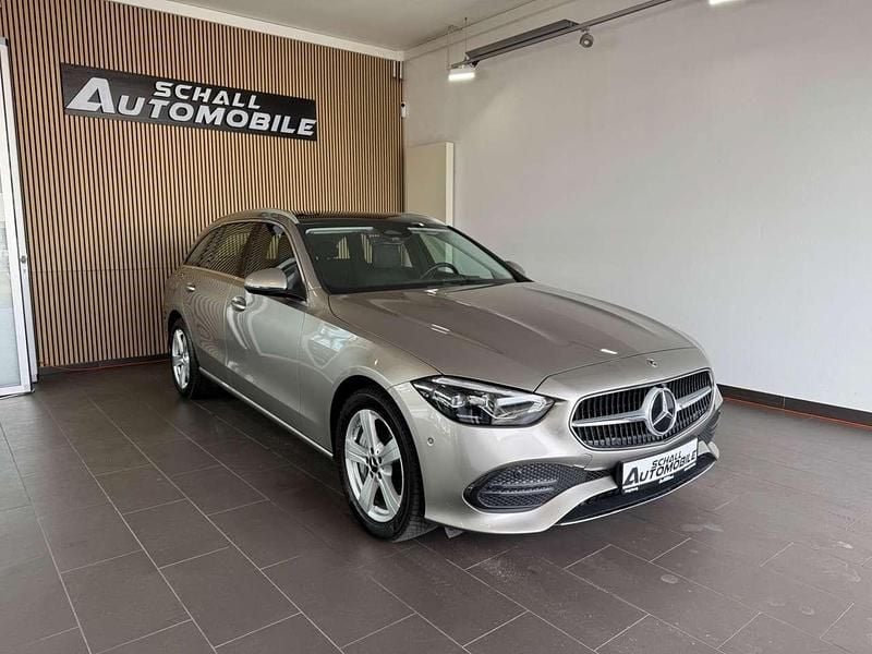 Gebraucht Mercedes C300e Avantgarde 204 PS (150 kW) 2022 Silber Limousine
