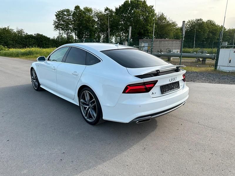 Gebraucht Audi A7 Sportback Ambiente 272 PS (200 kW) 2015 Weiß Kleinwagen