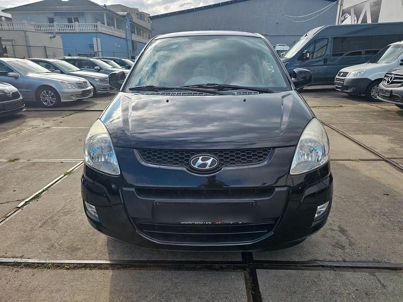 Gebraucht Hyundai Matrix Comfort 110 PS (80 kW) 2010 Schwarz Van / Kleinbus