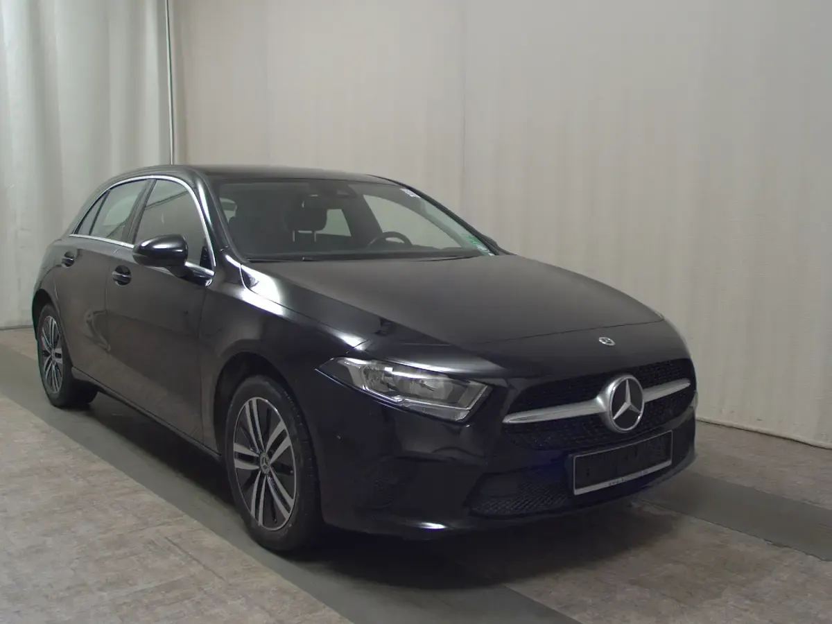 Gebraucht Mercedes A250 Progressive 218 PS (160 kW) 2022 Schwarz Limousine