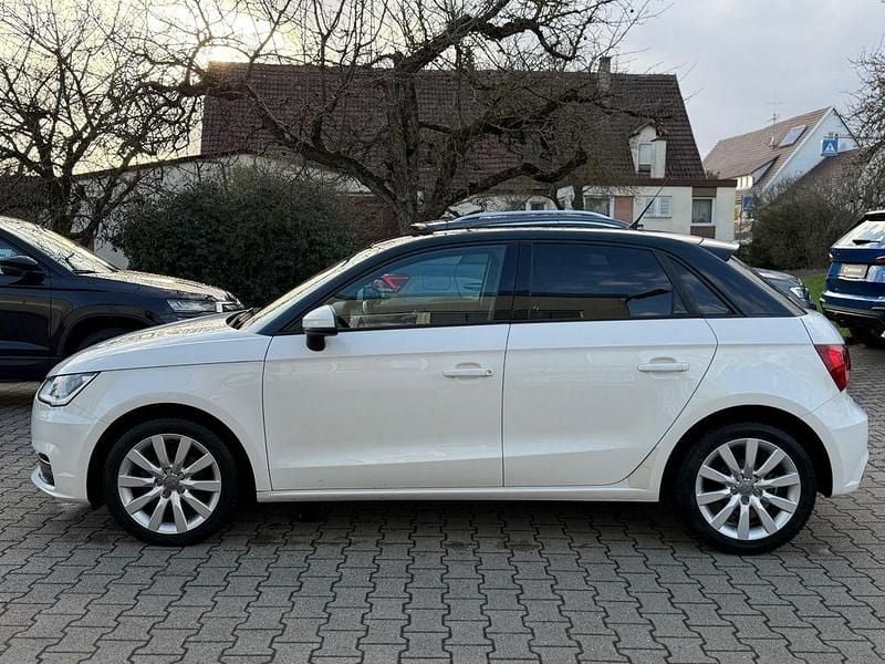 Gebraucht Audi A1 95 PS (69 kW) 2016 Weiß Kleinwagen