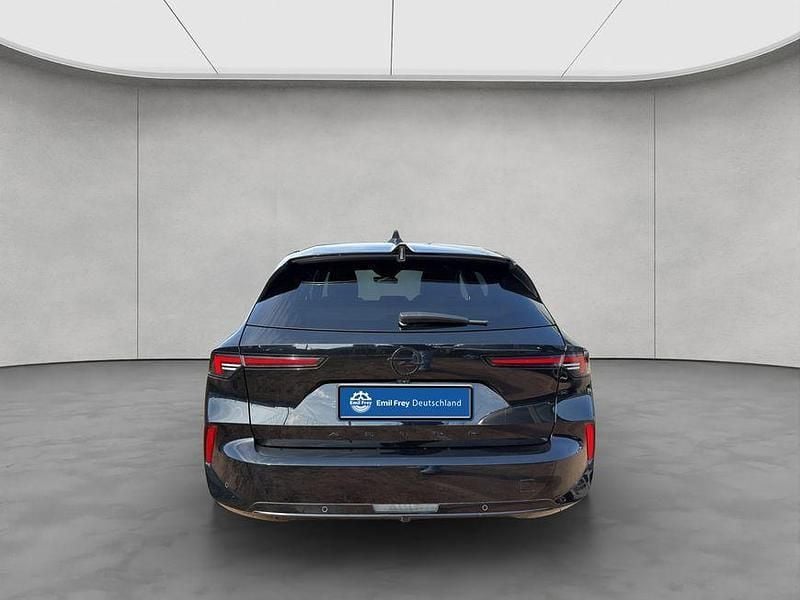 Gebraucht Opel Astra 131 PS (96 kW) 2024 Schwarz Kombi
