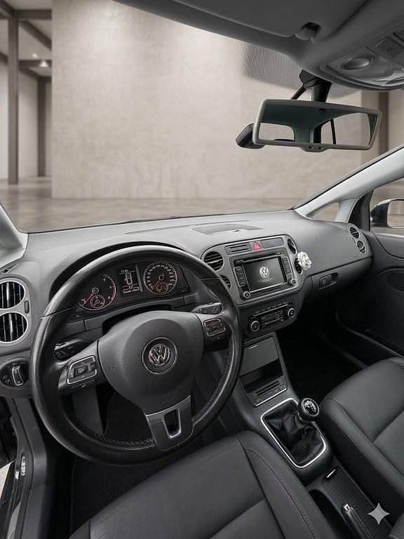 Gebraucht VW Golf VI Style 105 PS (77 kW) 2011 Schwarz Kleinwagen