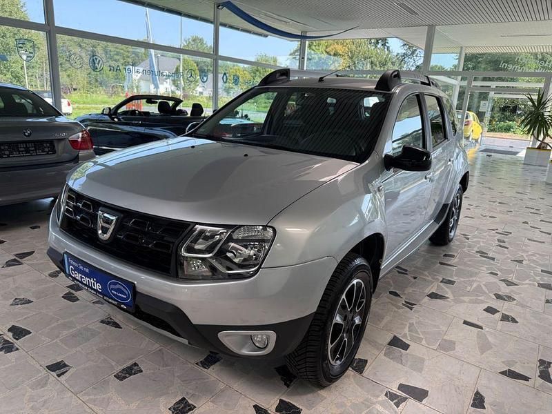 Gebraucht Dacia Duster Black Shadow 125 PS (91 kW) 2017 Silber SUV