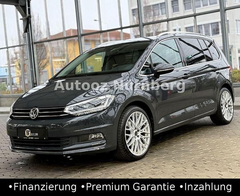 Gebraucht VW Touran Highline 190 PS (139 kW) 2019 Grau Van / Kleinbus